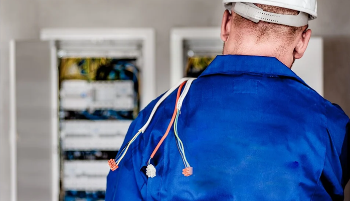 Attestation d'installation électrique annexée à l'acte de vente et conformité du bien vendu